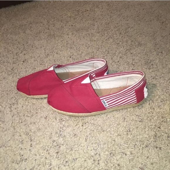 TOMS - Picture 5 of 5